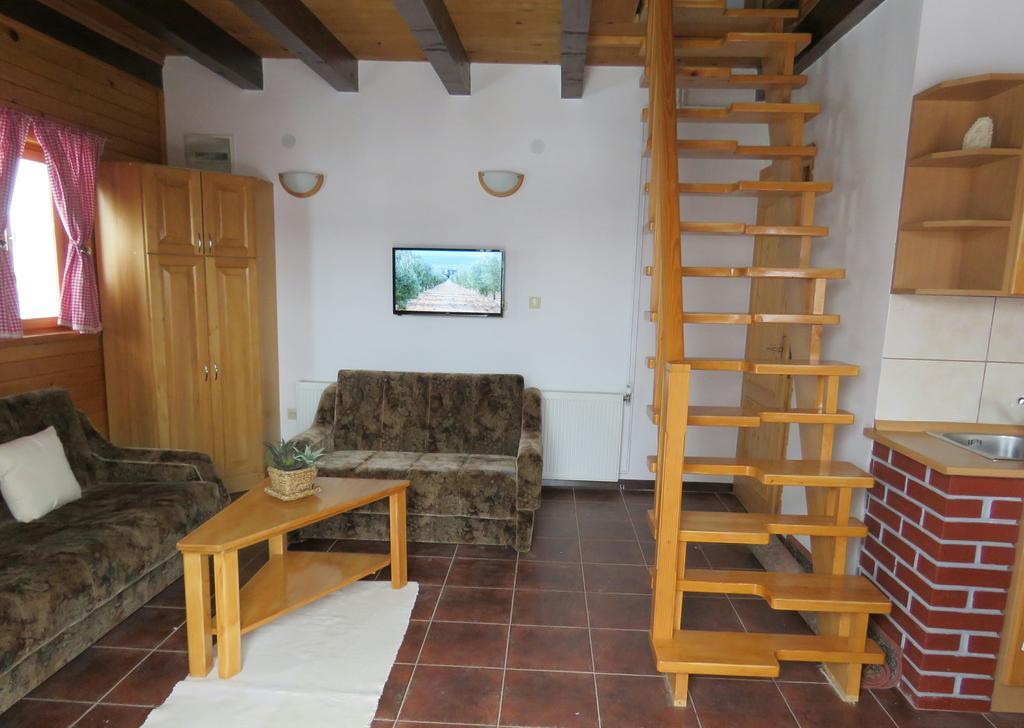Guesthouse Stefanac Otocsán Kültér fotó