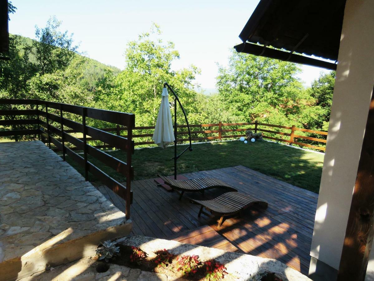 Guesthouse Stefanac Otocsán Kültér fotó